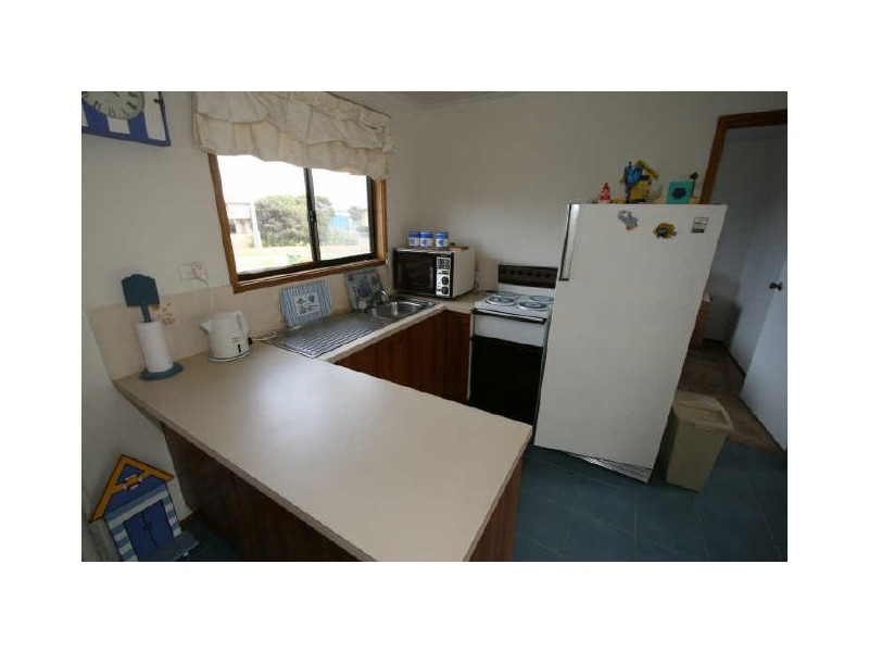 20 Alvina Crescent, Surf Beach VIC 3922
