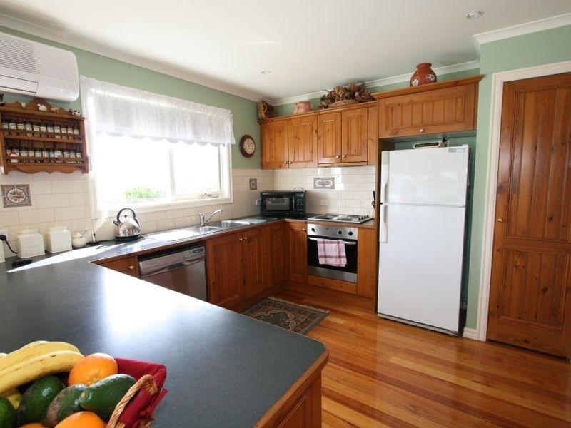 10 Wimbledon Road, Wimbledon Heights VIC 3922