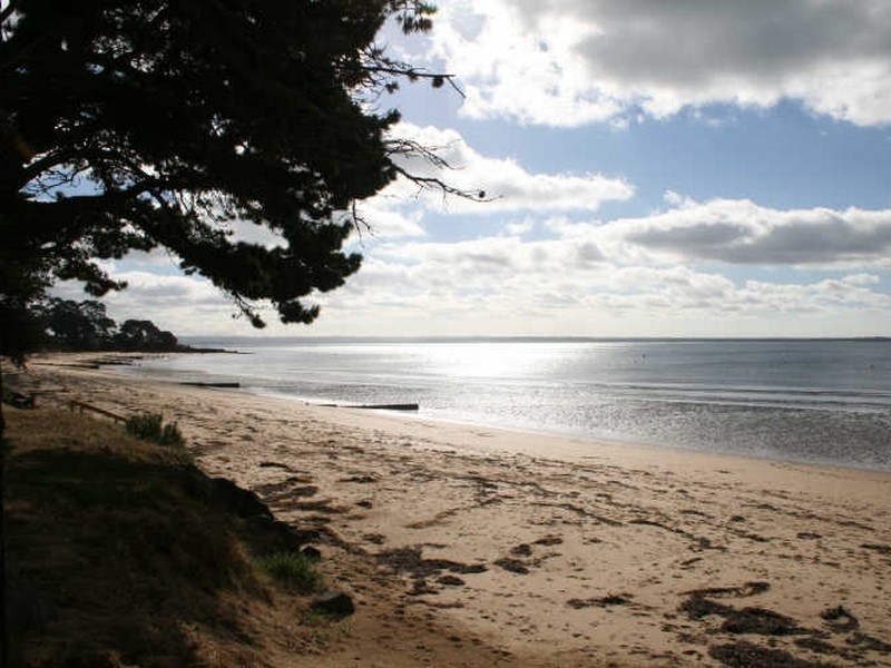 14 Gordon Street, Cowes VIC 3922