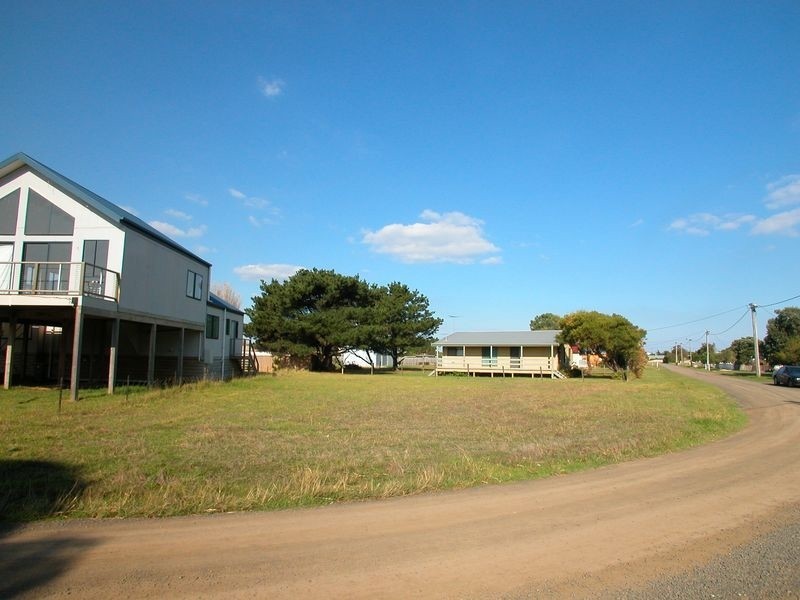15 Gemma Street, Sunderland Bay VIC 3922