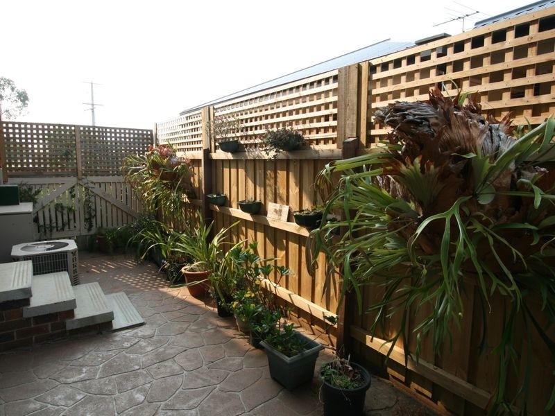 1 Leslie Avenue, Cowes VIC 3922