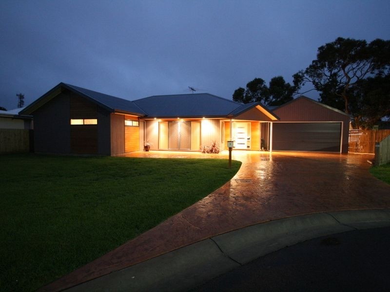 3 Eucalypt Close, Cowes VIC 3922