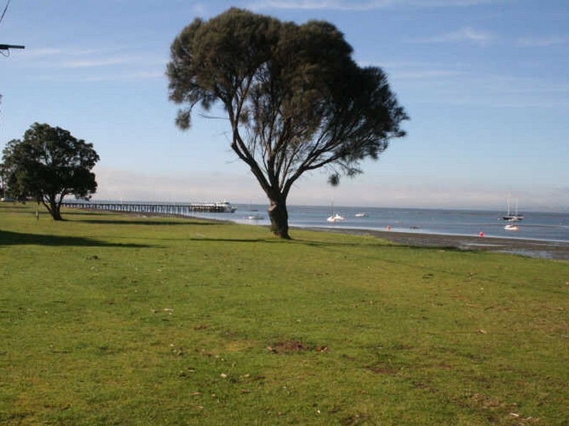 35 Walton Street, Rhyll VIC 3923