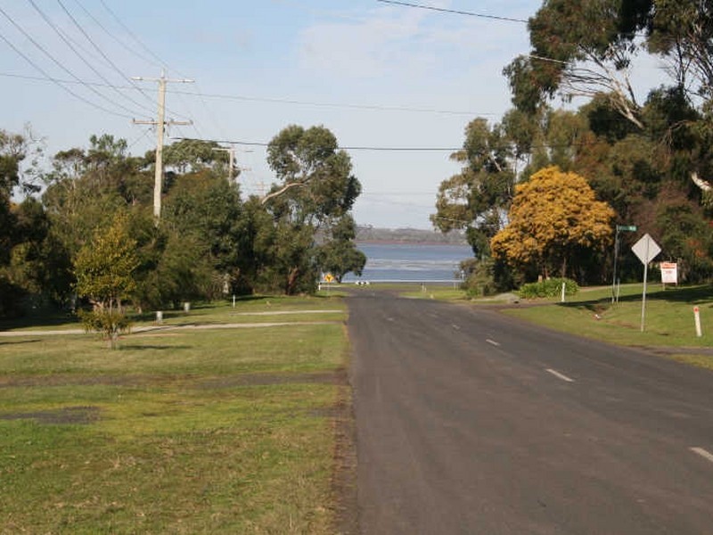 35 Walton Street, Rhyll VIC 3923