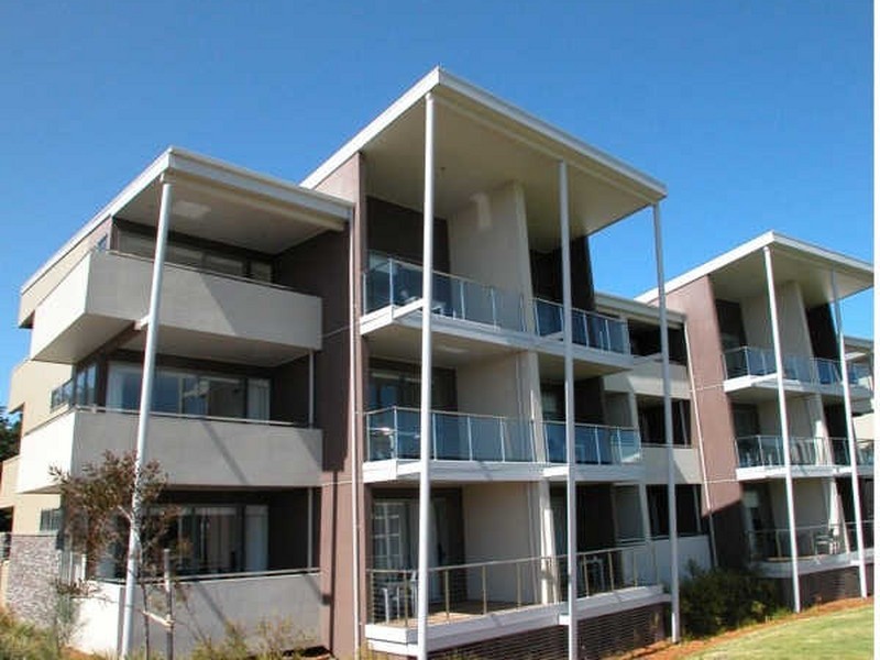 Apt 313 & 314/17 Potters Hill Road, San Remo VIC 3925