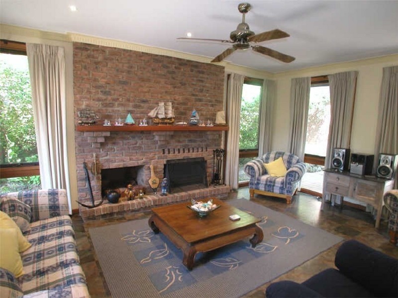 1 Gordon Street, Cowes VIC 3922