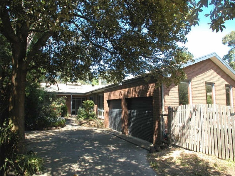 1 Gordon Street, Cowes VIC 3922