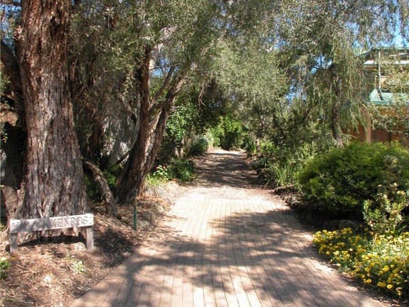 1 Gordon Street, Cowes VIC 3922