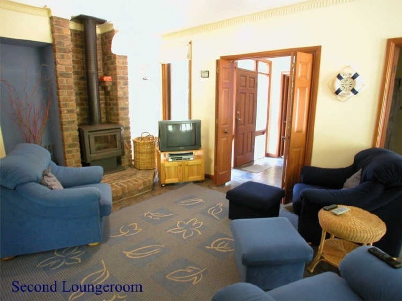 1 Gordon Street, Cowes VIC 3922