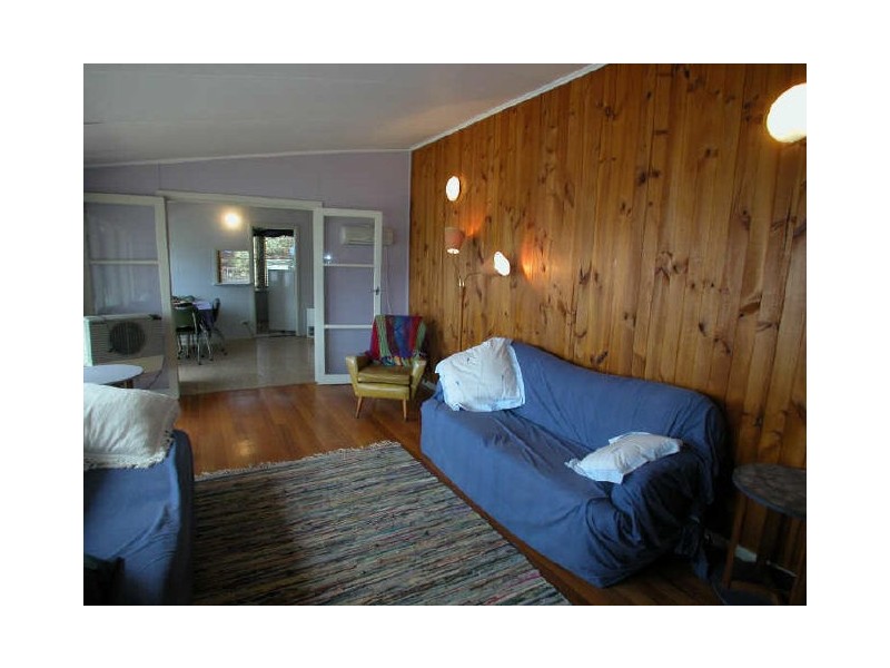 5 Stradbroke Crescent, Surf Beach VIC 3922