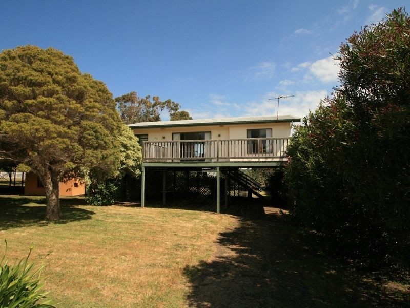 615 Settlement Road, Cowes VIC 3922