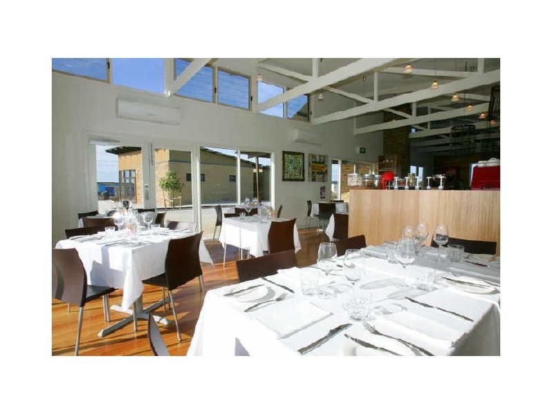 100/2128 Phillip Island Road, Cowes VIC 3922