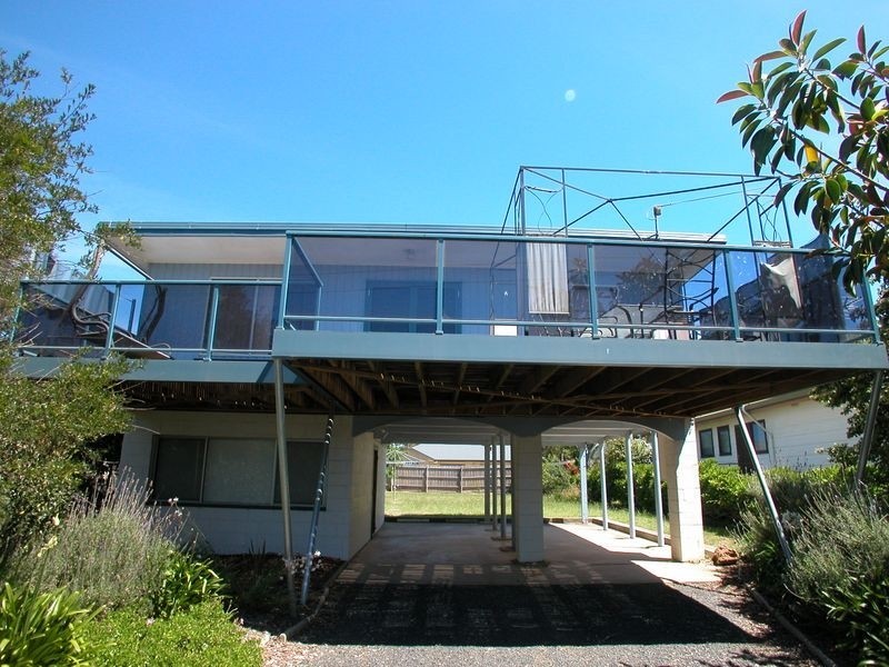 81 Churchill Drive, Cowes VIC 3922
