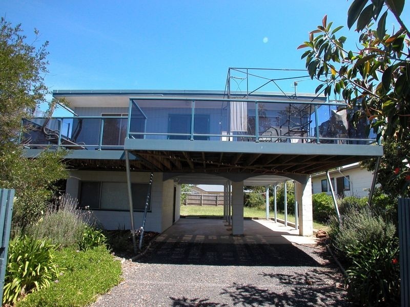 81 Churchill Drive, Cowes VIC 3922