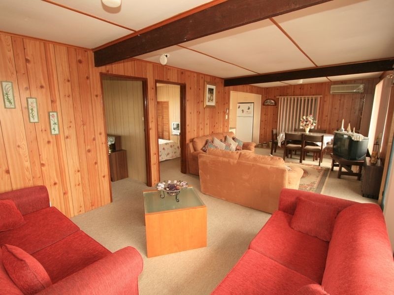 81 Churchill Drive, Cowes VIC 3922