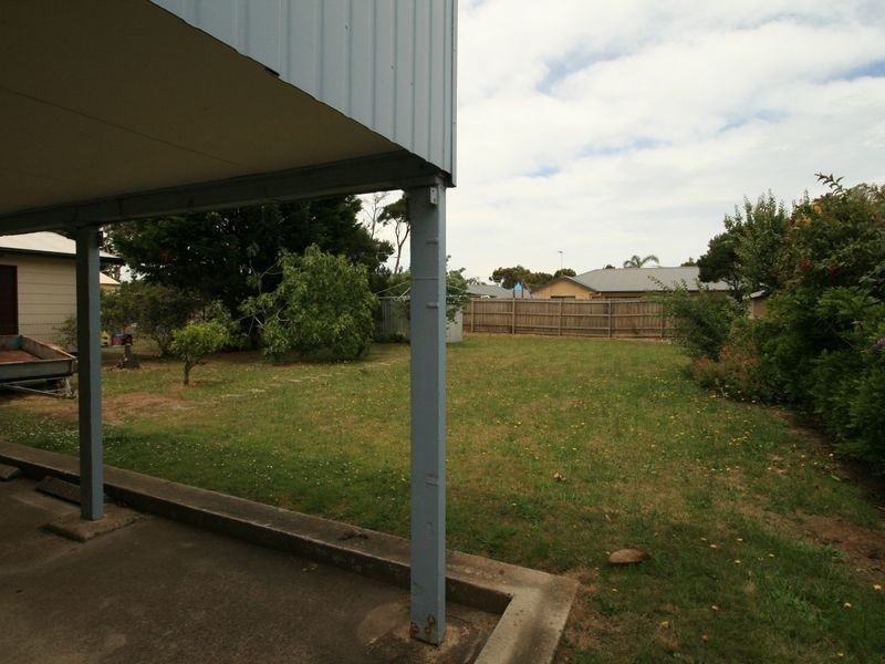 81 Churchill Drive, Cowes VIC 3922