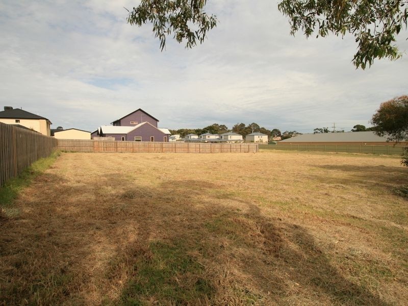 28 Anderson Road, Cowes VIC 3922