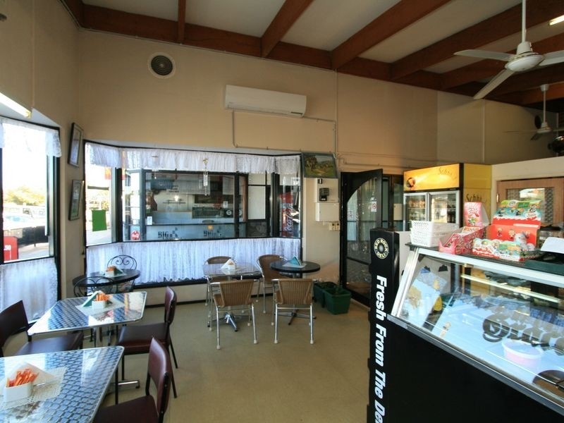 Shop 2/72 Chapel Street, Cowes VIC 3922