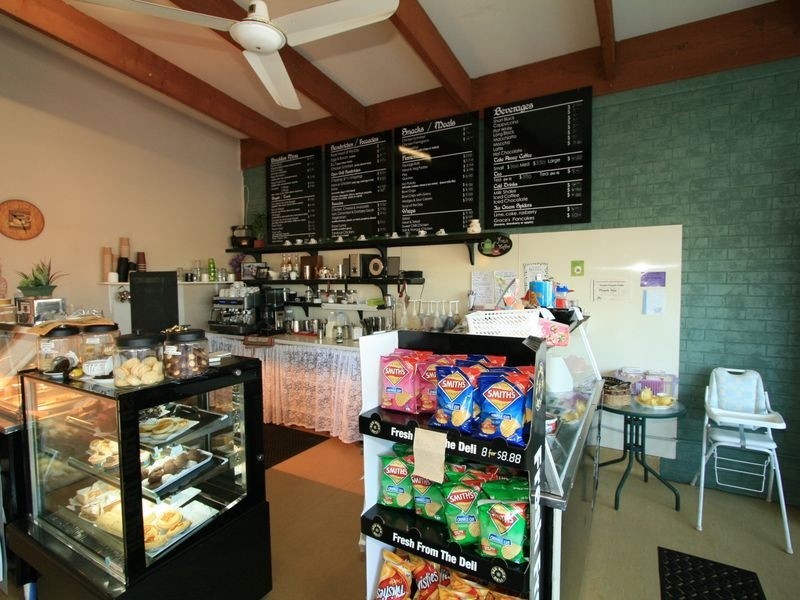 Shop 2/72 Chapel Street, Cowes VIC 3922