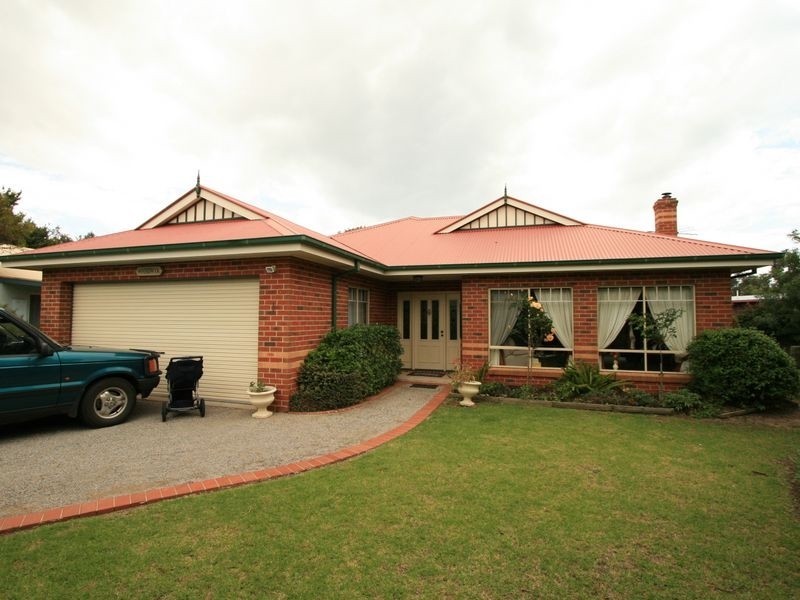 1 Honeyeater Drive, Cowes VIC 3922