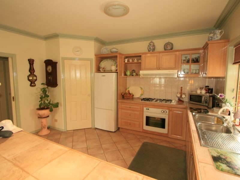 1 Honeyeater Drive, Cowes VIC 3922