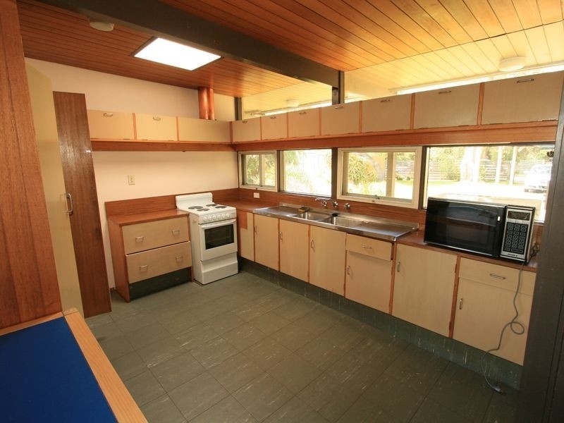 36 Beach Street, Cowes VIC 3922