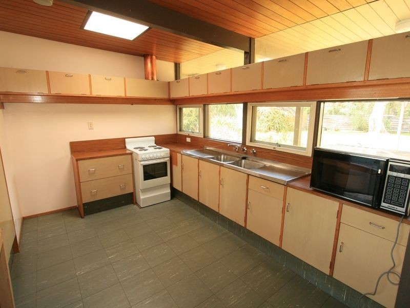 36 Beach Street, Cowes VIC 3922