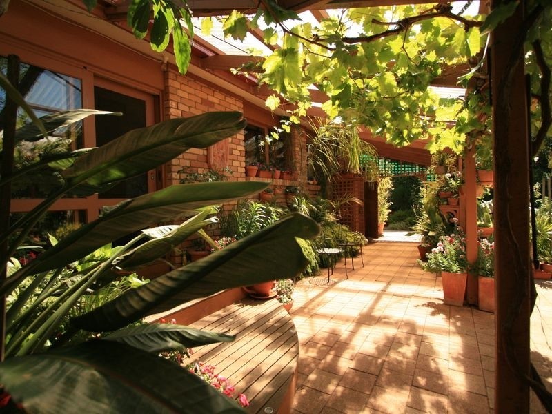 4 Hill Court, Cowes VIC 3922