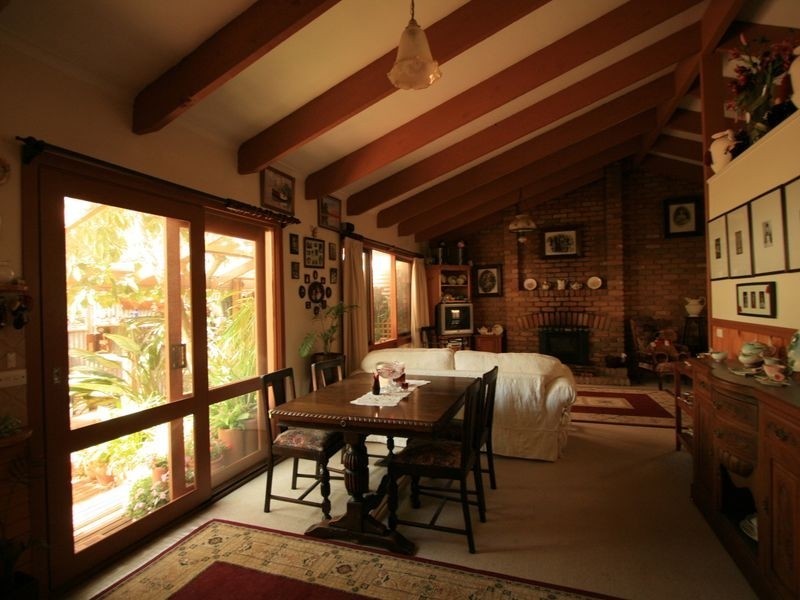 4 Hill Court, Cowes VIC 3922