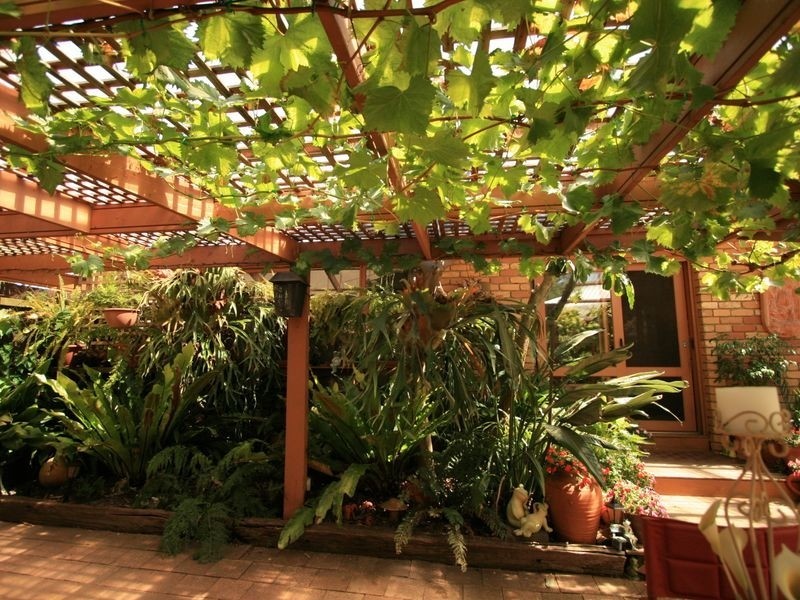 4 Hill Court, Cowes VIC 3922