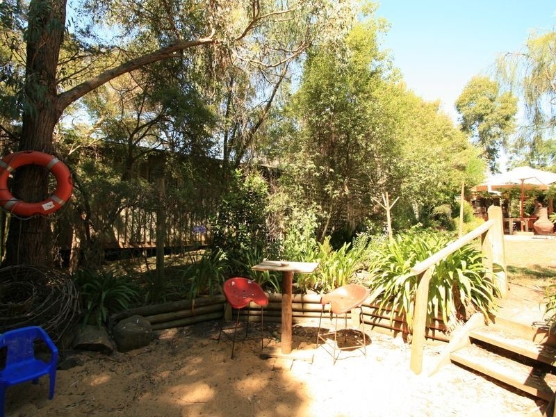 4 Hill Court, Cowes VIC 3922