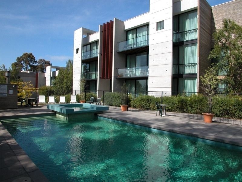 16/9 Cnr Chapel Street & Bass Avenue, Cowes VIC 3922