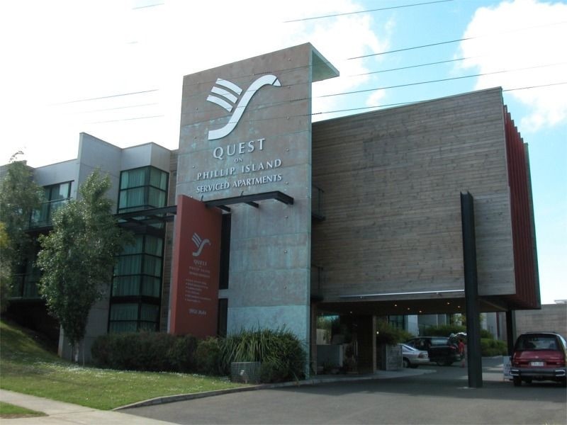 16/9 Cnr Chapel Street & Bass Avenue, Cowes VIC 3922