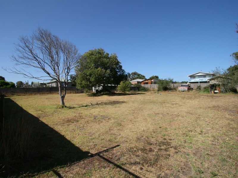 35 Phillip Island Service Road, Sunset Strip VIC 3922