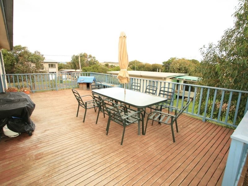 34 Barramundi Avenue, Smiths Beach VIC 3922