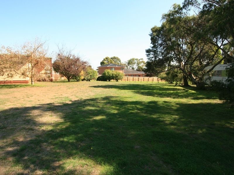 34 Alexander Avenue, Cowes VIC 3922