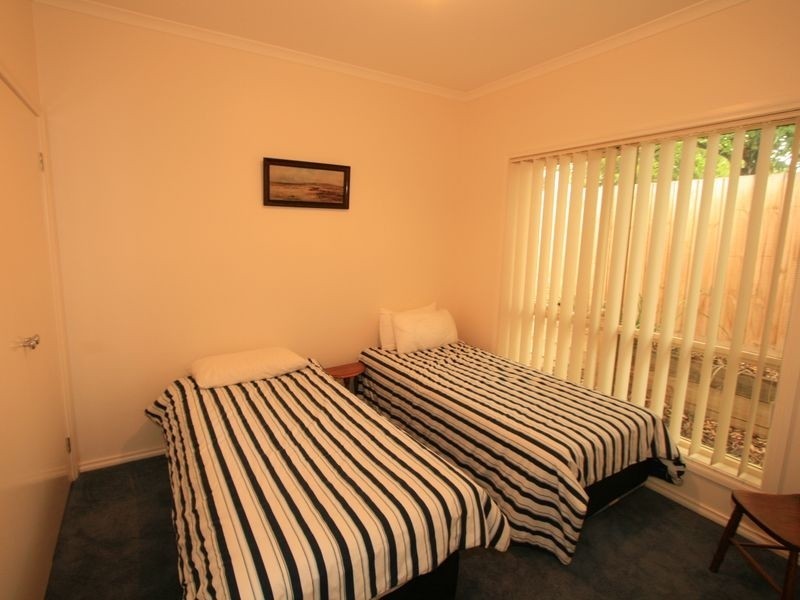 2/19 Church Street, Cowes VIC 3922