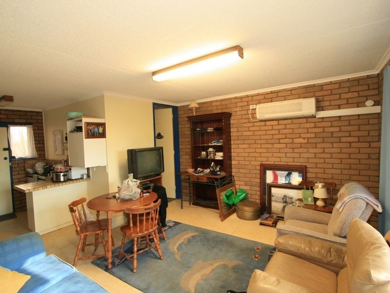 2/7 Bass Avenue, Cowes VIC 3922