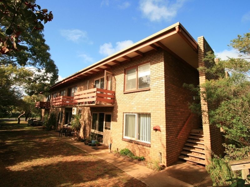 4/7 Bass Avenue, Cowes VIC 3922