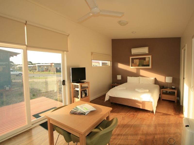 281/2128 Phillip Island Road, Cowes VIC 3922