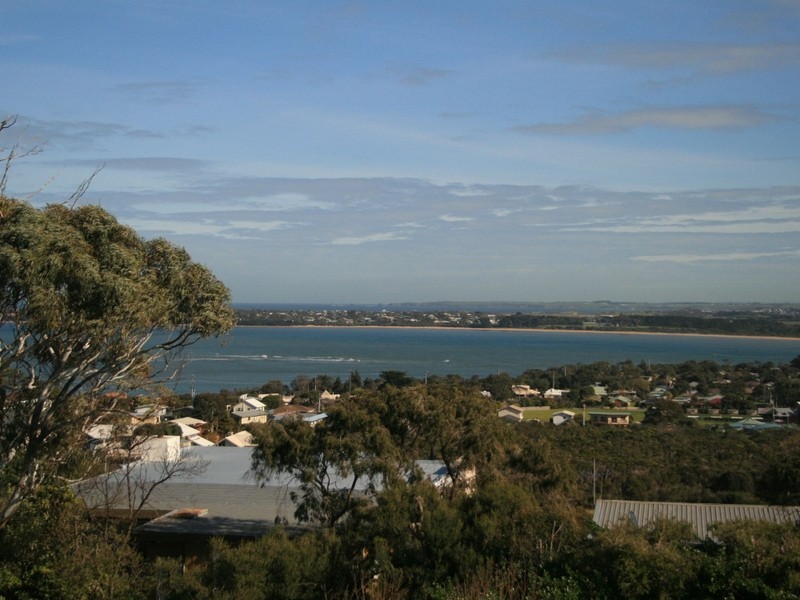 1 The Mount Drive, San Remo VIC 3925