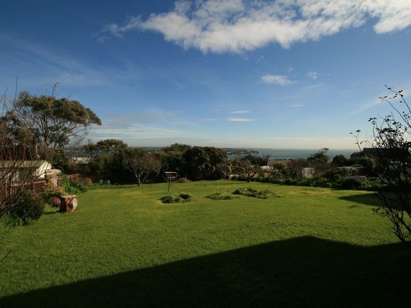 1 The Mount Drive, San Remo VIC 3925