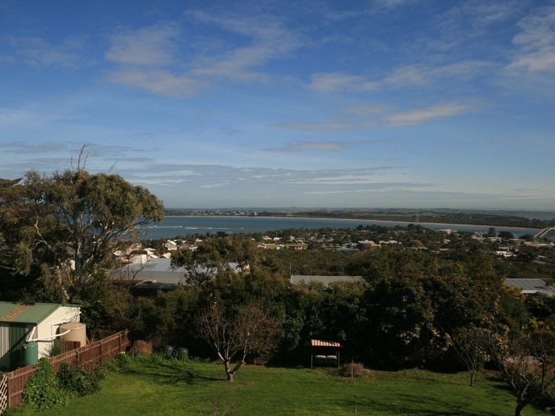 1 The Mount Drive, San Remo VIC 3925