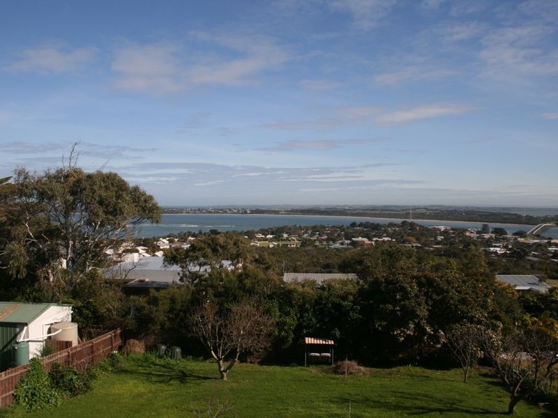 1 The Mount Drive, San Remo VIC 3925
