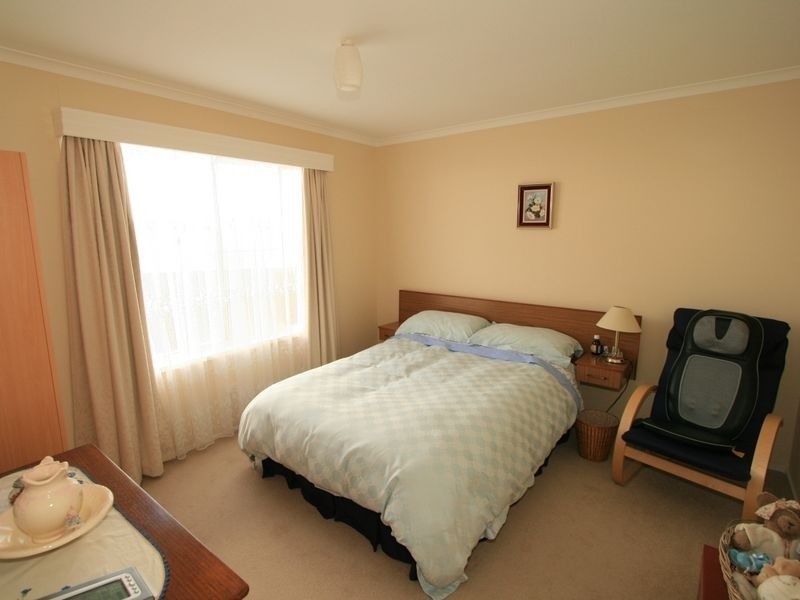 7 Bowcombe Crescent, Ventnor VIC 3922