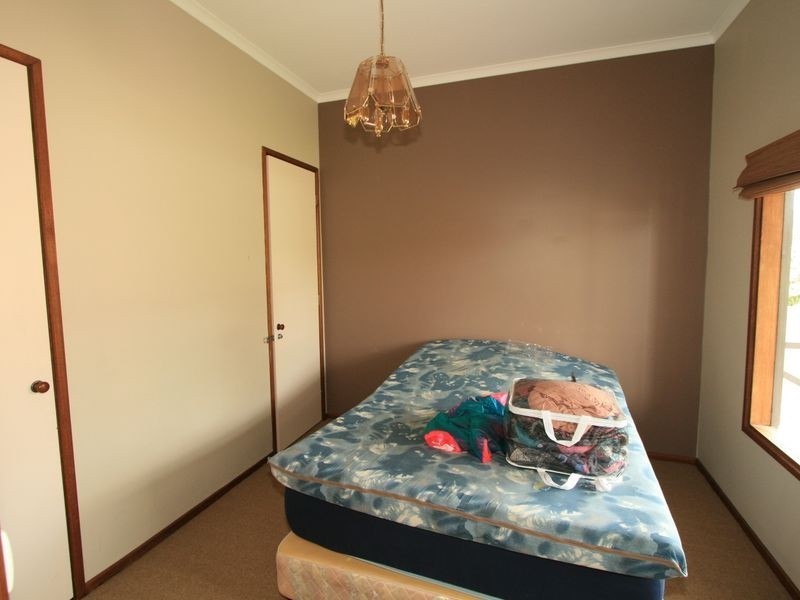 18 Albany Road, Cowes VIC 3922