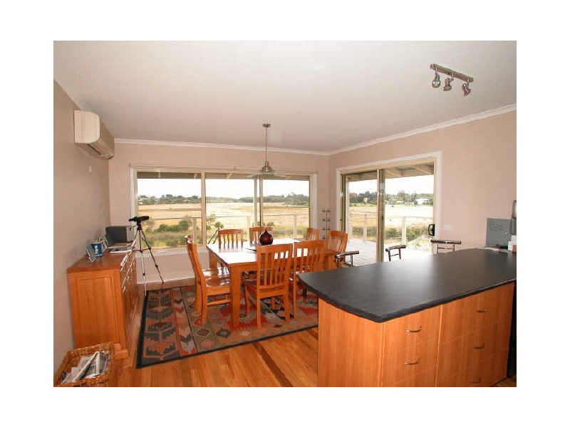 1 Ryan Court, Cowes VIC 3922