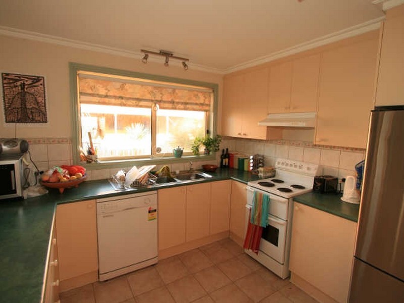 17 San Remo Crescent, Sunset Strip VIC 3922