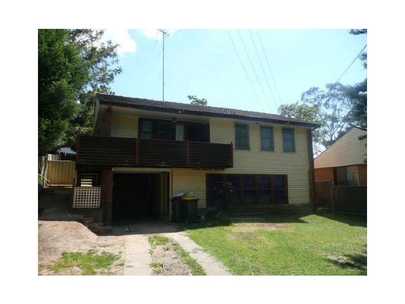 16 KISTA DAN AVE, Tregear NSW 2770