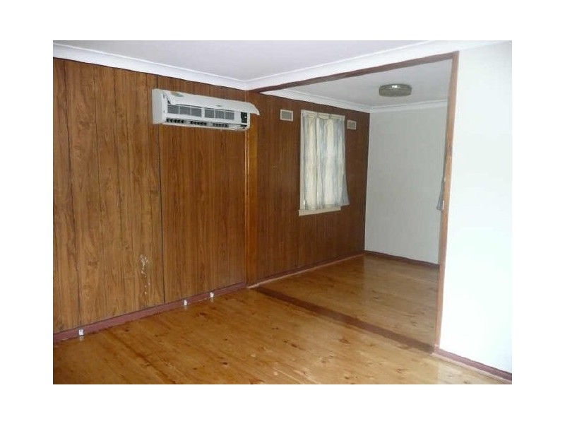 16 KISTA DAN AVE, Tregear NSW 2770